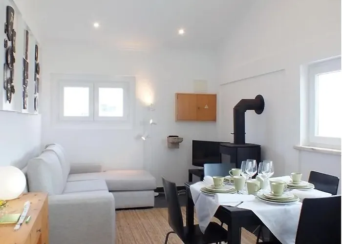 Da Areia Branca, Lourinha - Mar Casal Dos Patos פראייה דה לורינייה